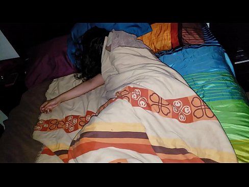 ❤️ ස්ටේප්සන් තම තරුණ සුළු මව නිදා සිටියදී ඇයට බැණ වදියි. Porno si.image-kassir.ru ﹏